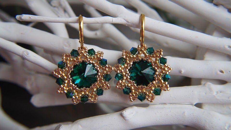 https://jeweltreelondon.com/wp-content/uploads/2020/07/Gorgeous_Green_1024x1024.jpg