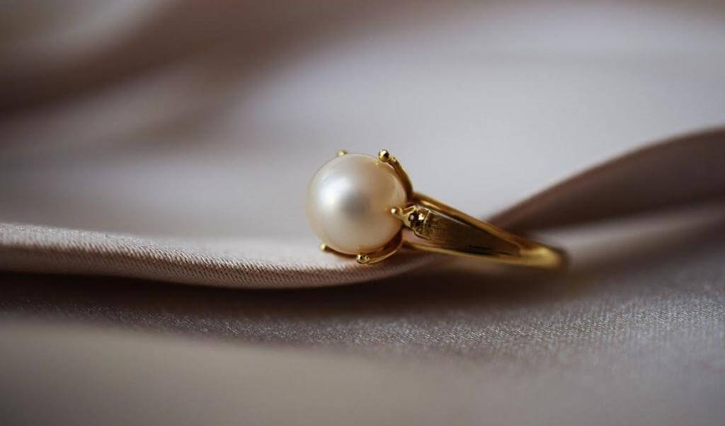 Pearls in Jewellery Design